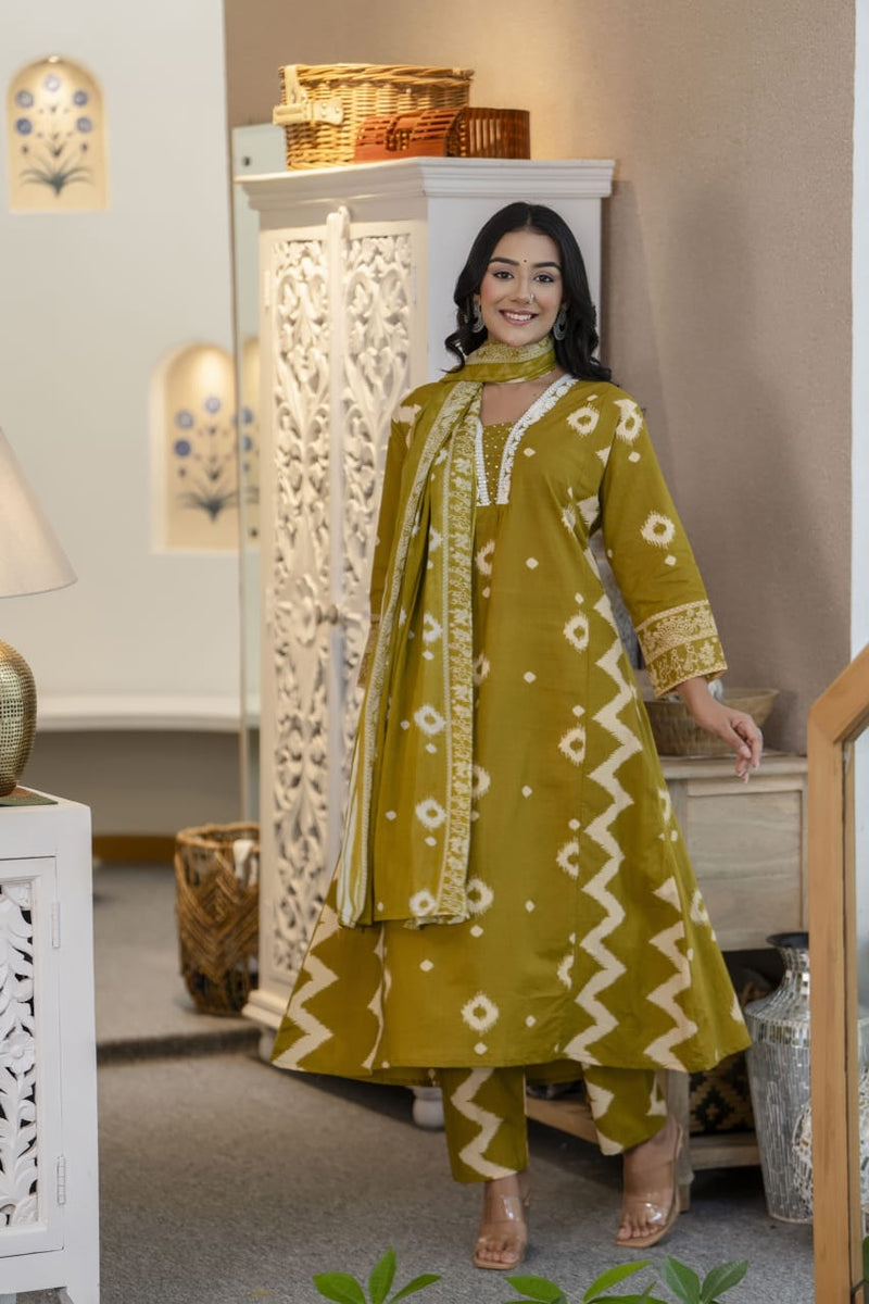 🌸KURTA PENT WITH DUPATTA SUIT SET🌸 (NFRD25)