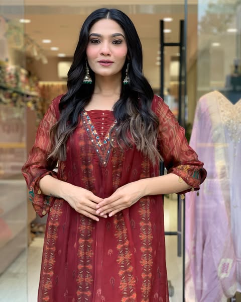 Beautiful pure premium chiffon digital printed Anarkali set with handwork on neck it has attached lining paired up with santoon slik pant and Organza digital printed dupatta sets