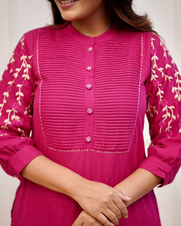 Upgrade your office wear wardrobe with this classy (teal blue, hot pink , black,baby pink,sky blue,) kurti pant with embroidery pintex detailing for all day comfort and trendy look🌸🌸