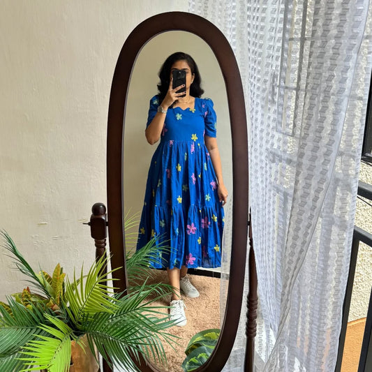 look stylish and walk in comfort with our New multi colour flower on Introducing Cotton with thread work embroidery, (WACD65)