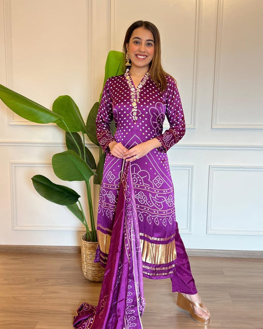 💃🏻Presenting Beautiful Heavy quality Chinon Silk Fabric designer festive wear kurti pant and duppta with Embroidery, Sequence  Zari Work with lining (WARED83)