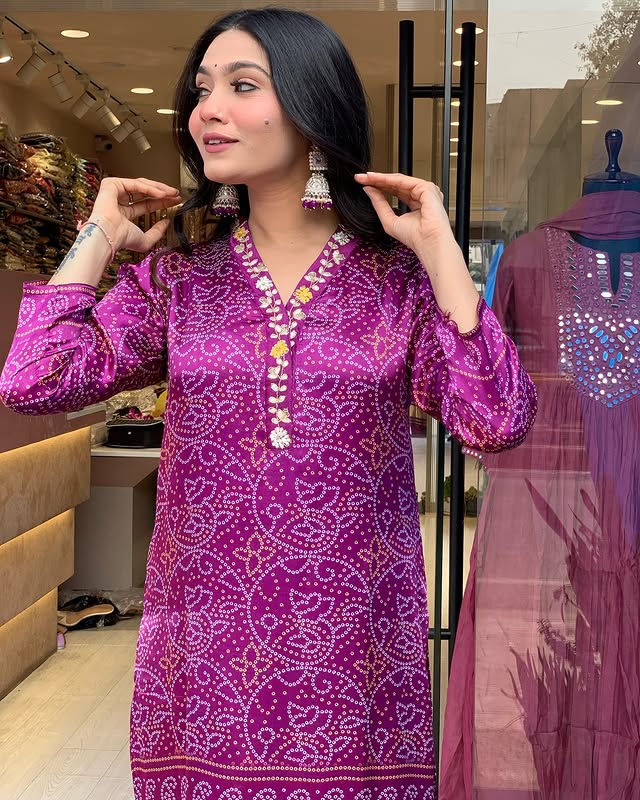 Launching Simple & Decent Look for This Festive Season (SWRED30)