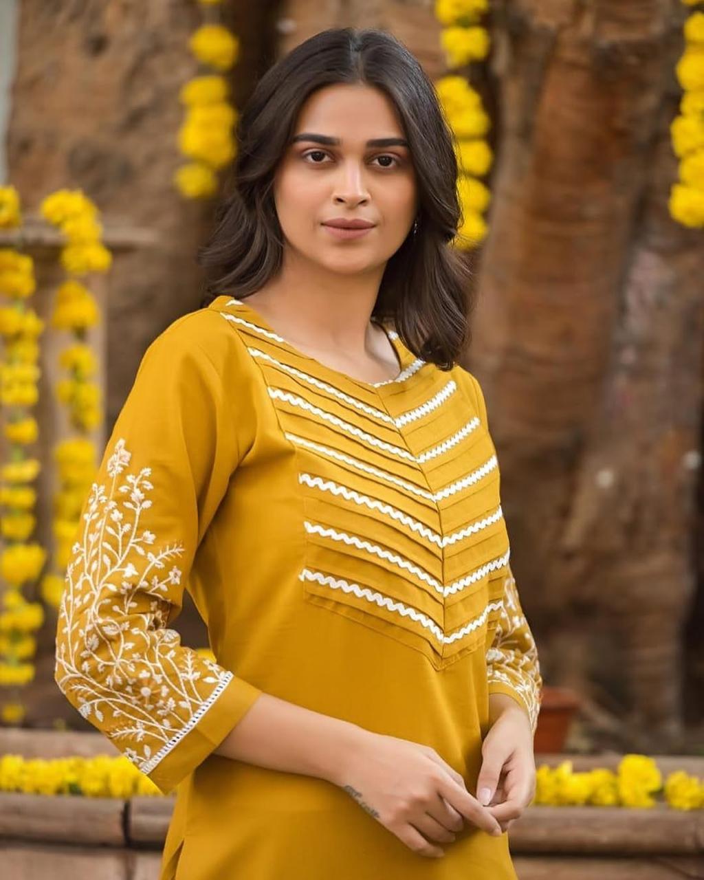 Upgrade your office wear wardrobe with this classy kurti pant with embroidery ; pintex detailing for all day comfort and trendy look🌸🌸 (WACD23)
