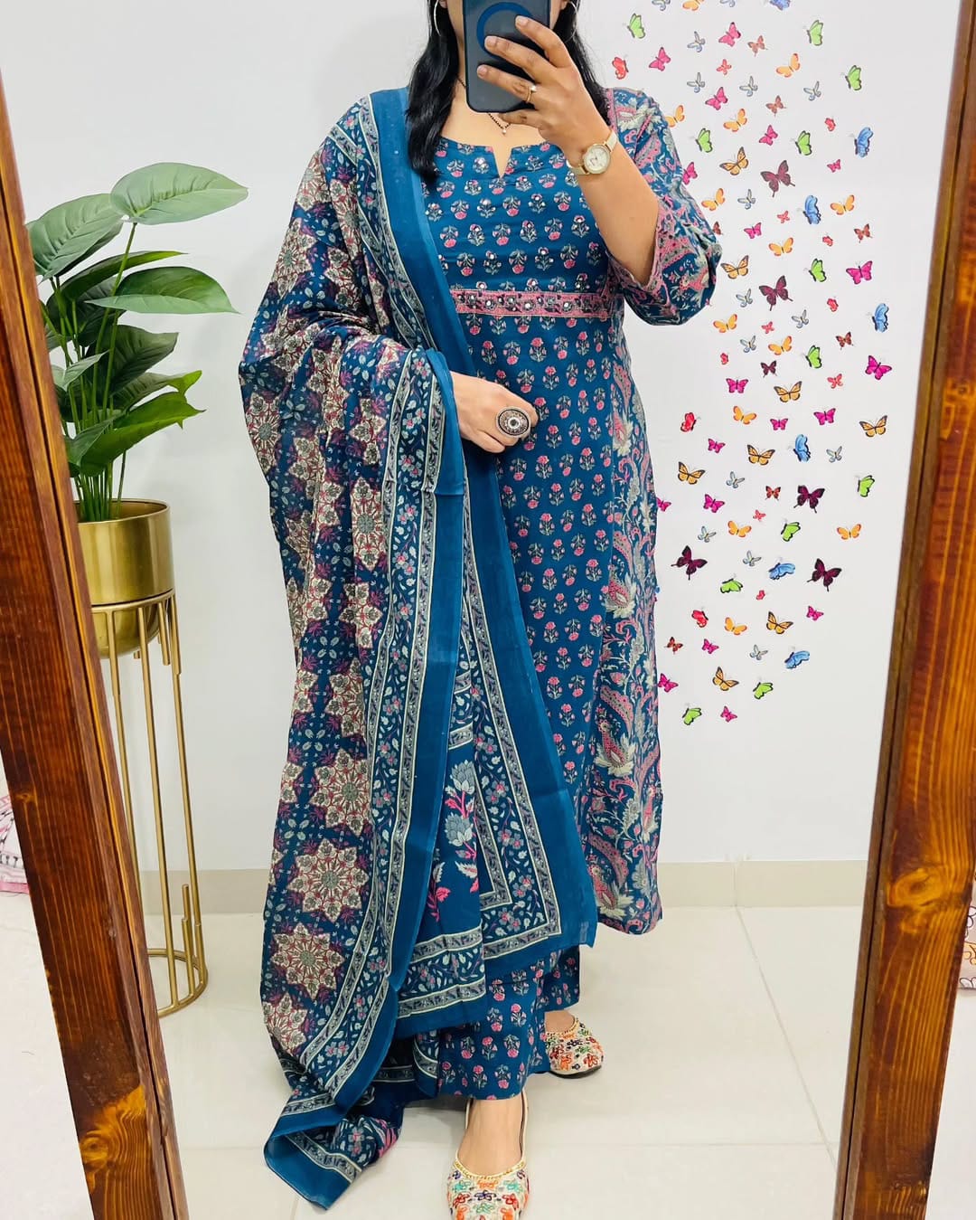 ❤️❤️❤️❤️❤️❤️❤️❤️*NEW COLOUR LUNCHING Voluminous Beutiful Suit Set*(WARED389)
