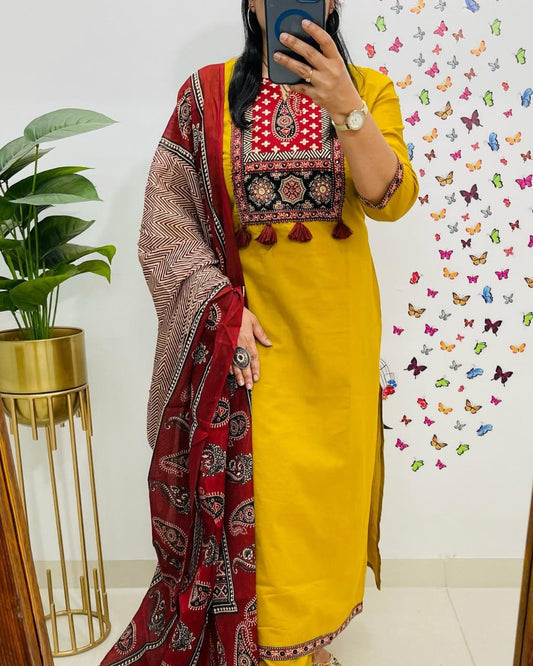 🌹🌹Pure fine Cotton fabric &nbsp; Kurti with Pant with cotton 100-100 Dupatta🌹🌹(WARED418)