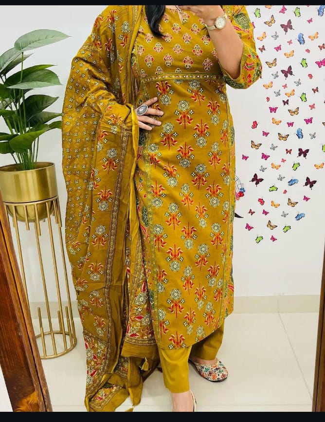 🌹🌹Pure fine Cotton fabric hand Work Kurti with Pant with cotton 100-100 Dupatta🌹🌹(WARED438)