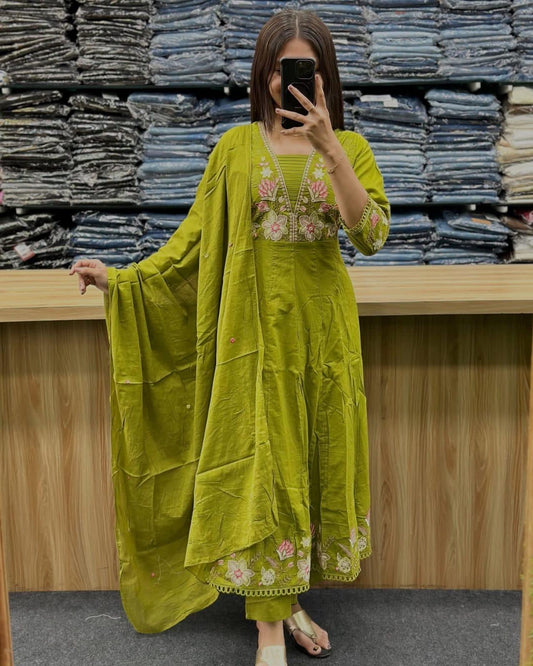 New anarkali kurta set with Cotton Pant Malmal Dupatta(WARED455)