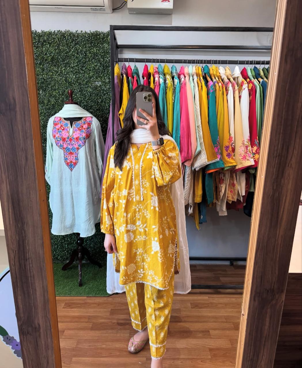 frock style kurti with pattern pant (WARED476)