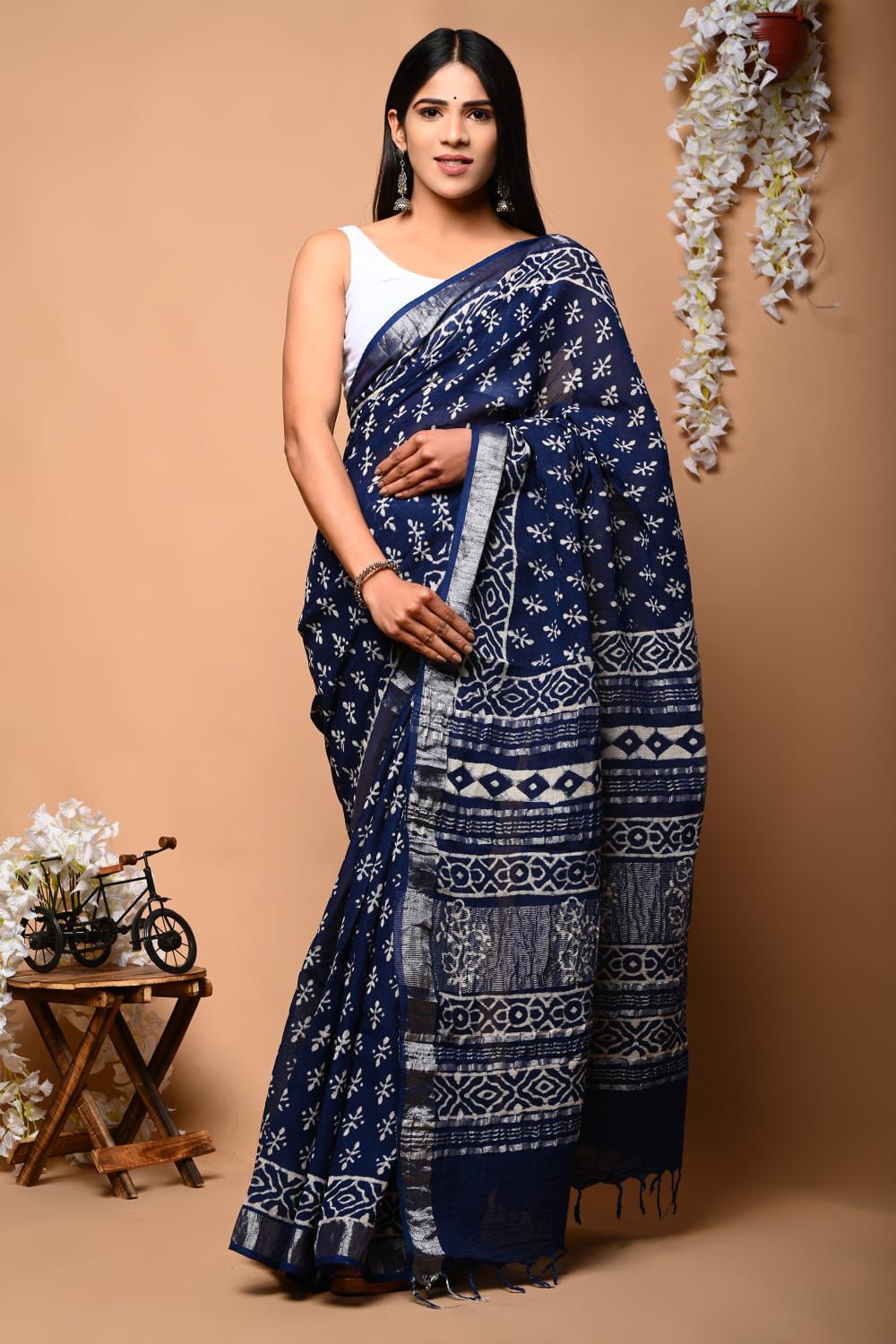 Hand Block Printed Linen Saree With Unstitched Blouse (SWSRLIL43)