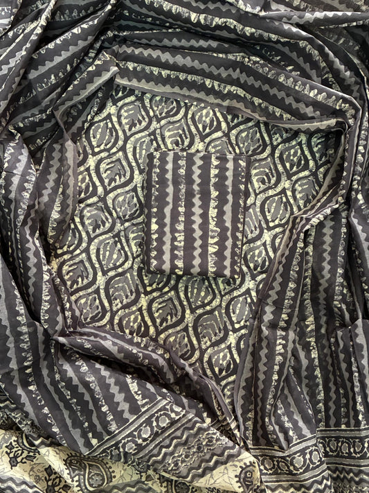 HAND BLOCK PRINT COTTON SUIT SET WITH MULMUL DUPATTA(WACOTMU88)