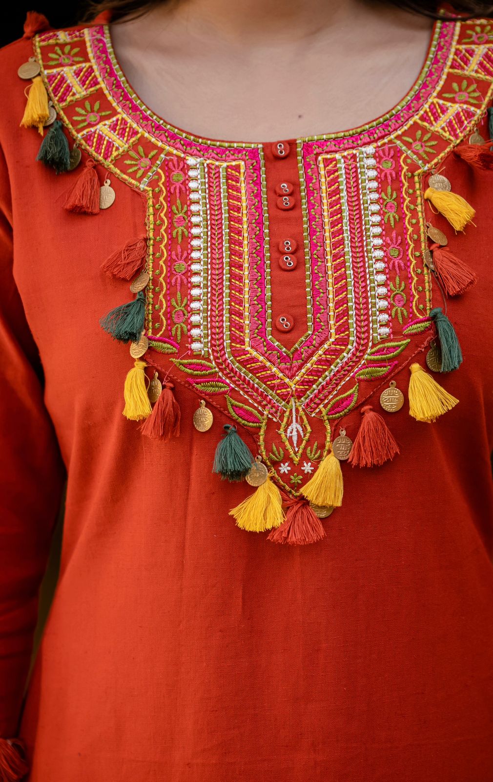 New stylish and affordable beautiful look straight set with beautiful print and fabric pure Cotton💃💃 (SWSK08)