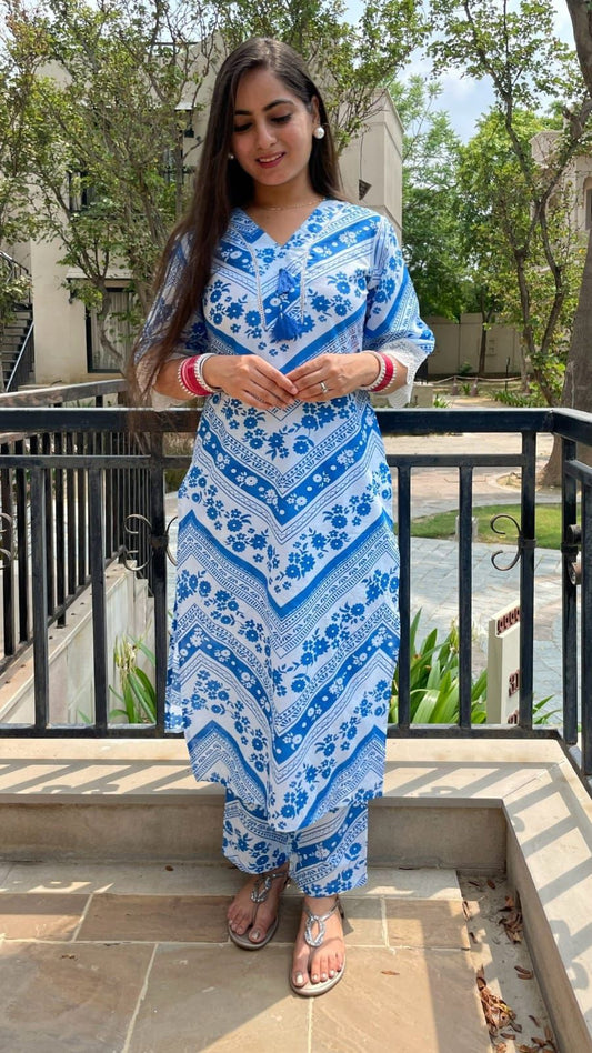 🌹🌹Pure fine Cotton fabric beautiful less on neck Kurti with Pant with cotton 100-100🌹🌹 (SWSK19)