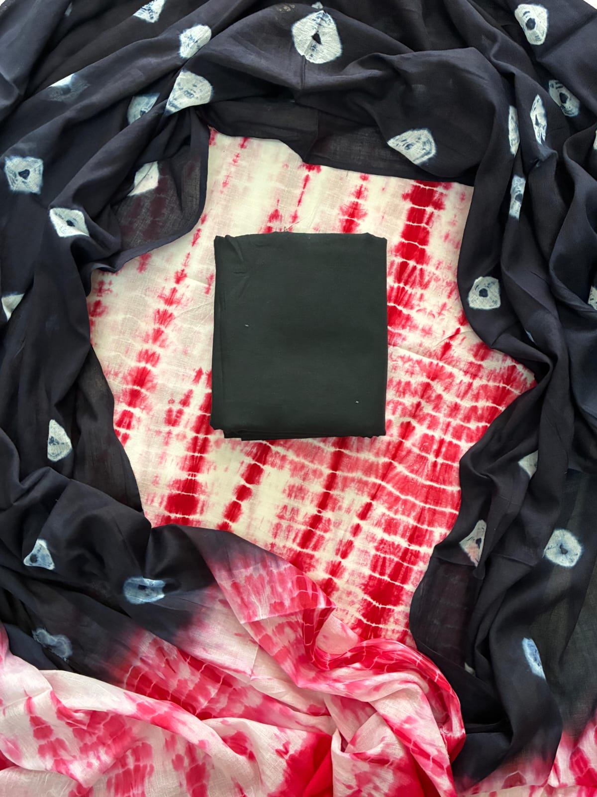 ELEGANT HAND BLOCK PRINT COTTON SUIT SET WITH MULMUL DUPATTA(WACOTMU14)