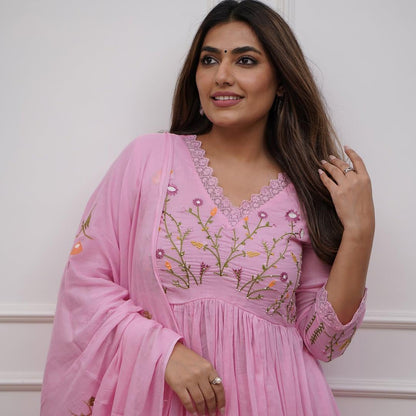 we have included a beautifully cotton malmal printed dupatta Upgrade your wardrobe with this stunning ensemble and step out in style! (SWSK21)