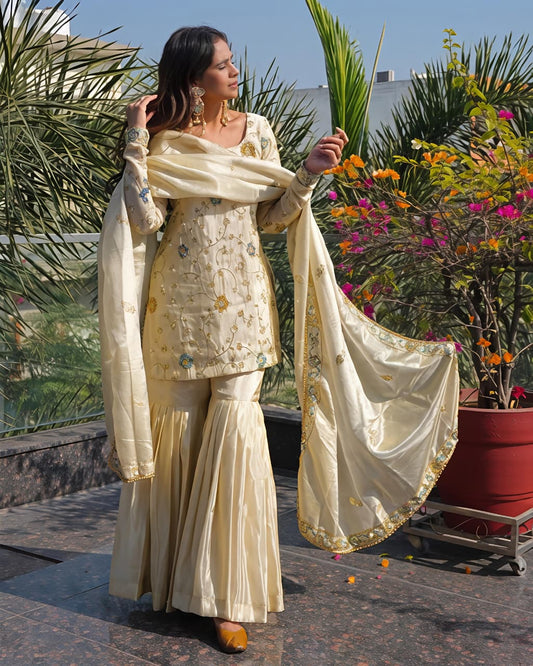 NEW LAUNCHING 3 PIECE SHARARA SET (RRRD33)