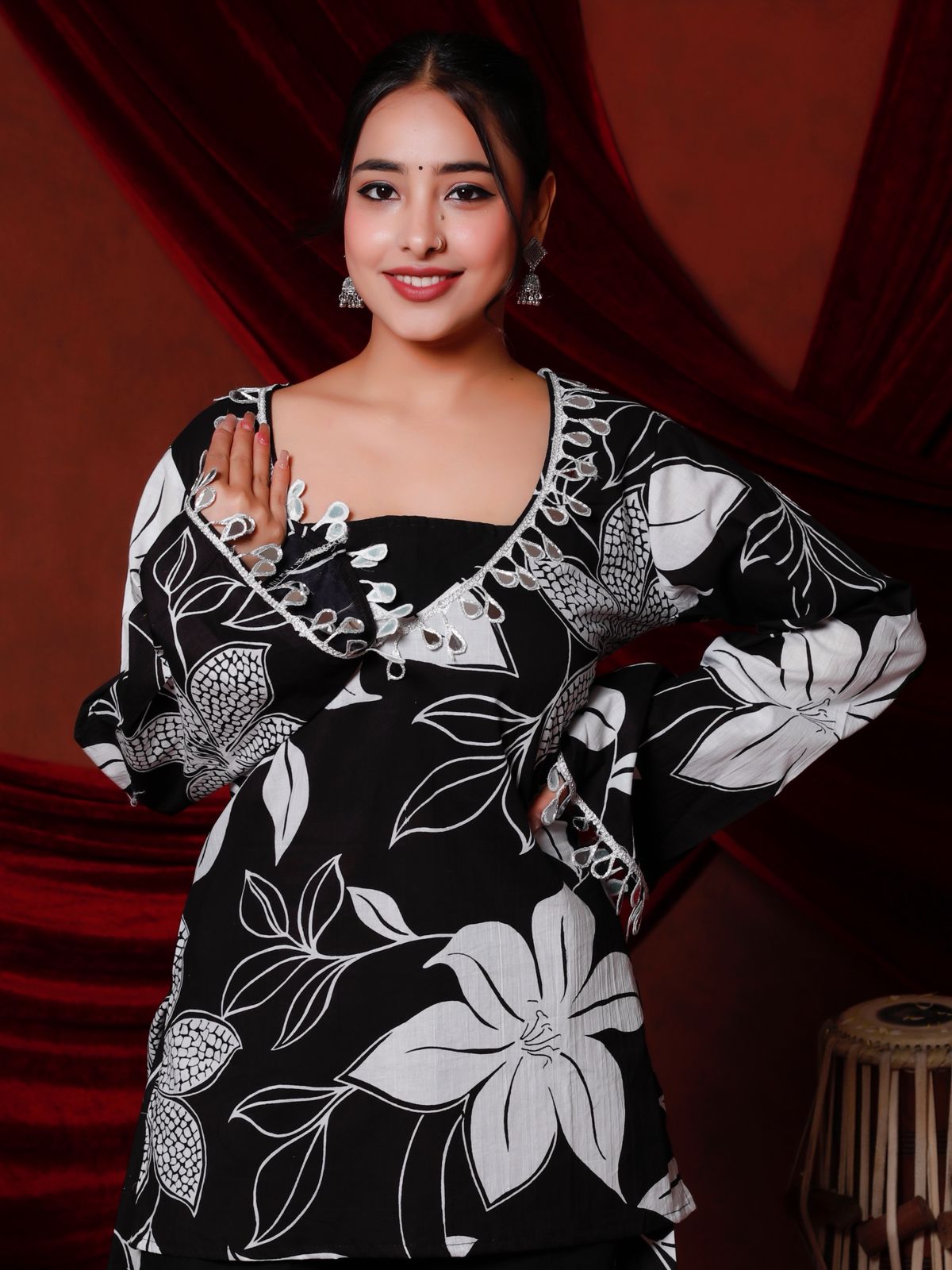 💕💕Adorn Yourself in Festive Elegance with this Stunning Maroon Floral Coord Set🌸🌸 (RRRD37)