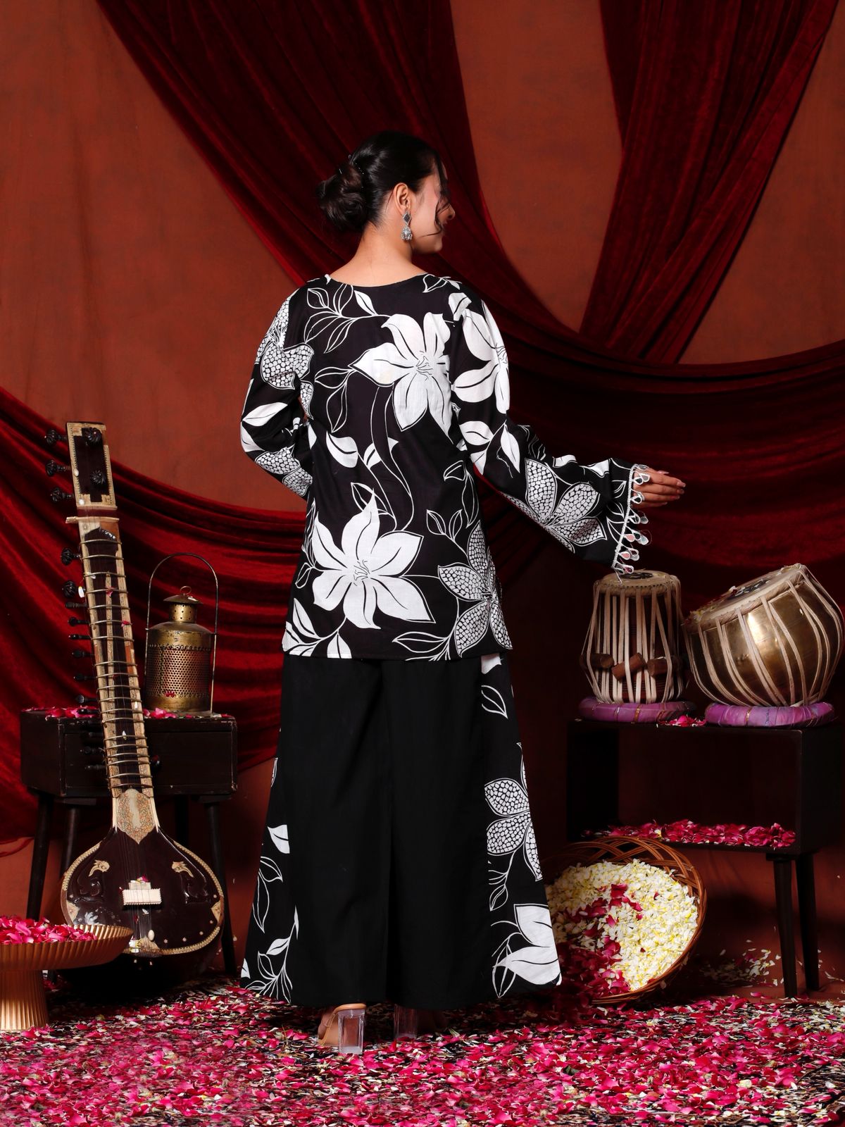💕💕Adorn Yourself in Festive Elegance with this Stunning Maroon Floral Coord Set🌸🌸 (RRRD37)