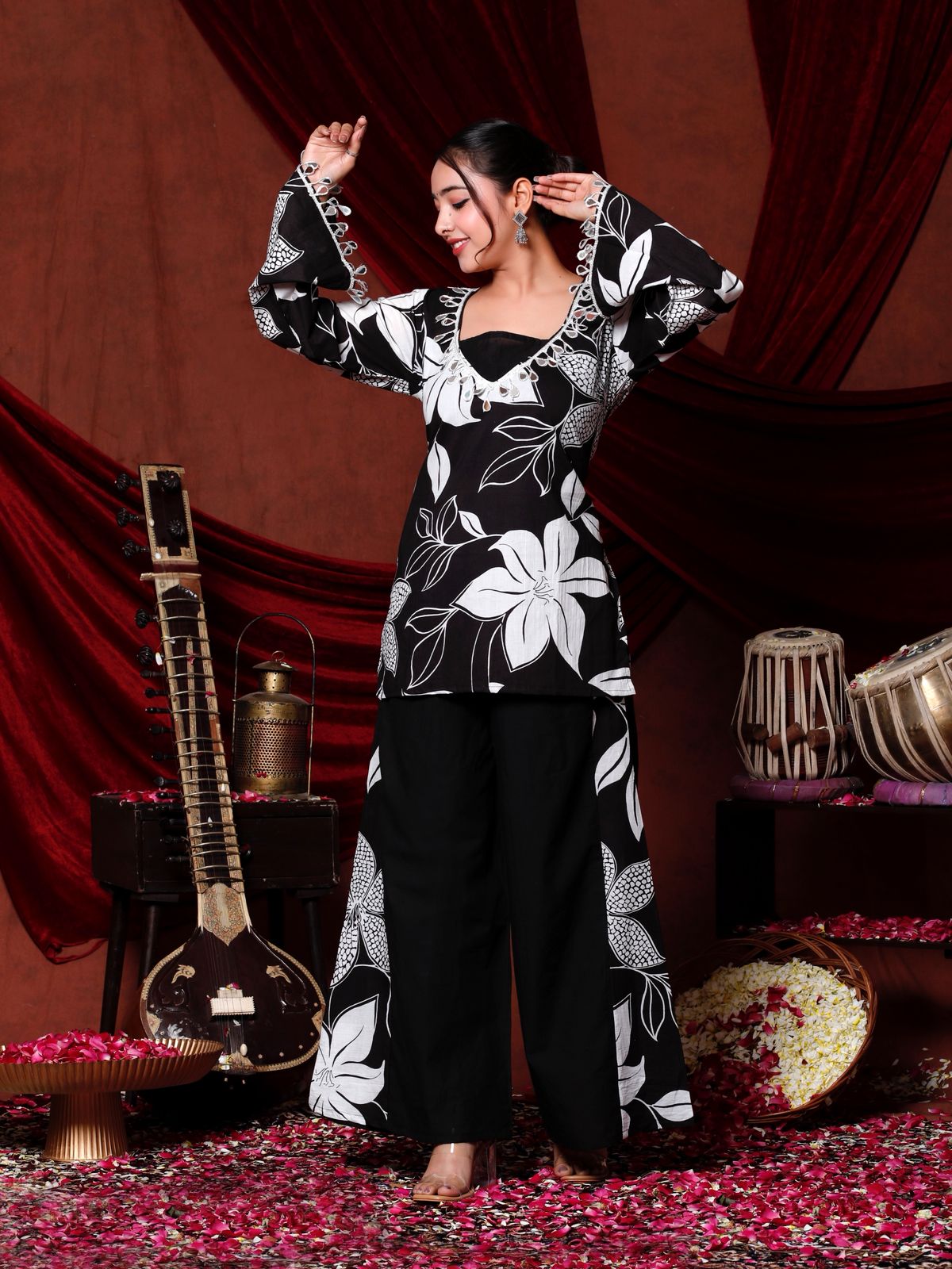 💕💕Adorn Yourself in Festive Elegance with this Stunning Maroon Floral Coord Set🌸🌸 (RRRD37)