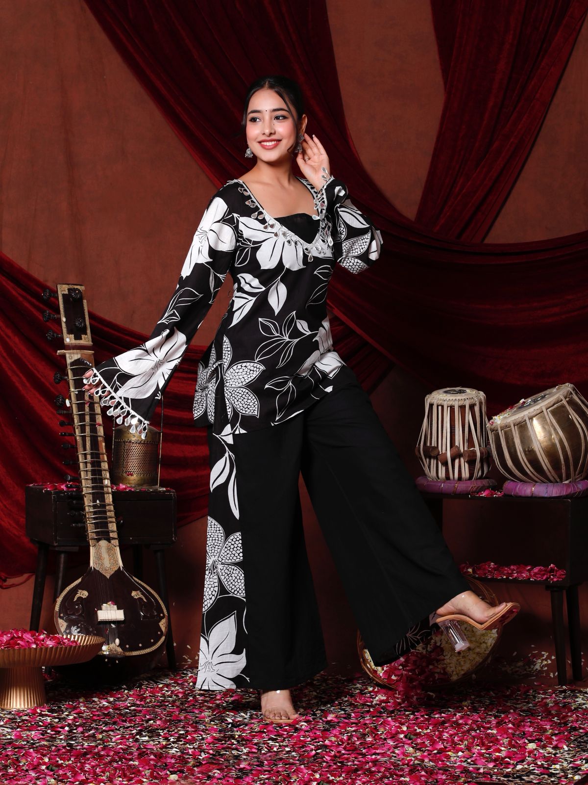 💕💕Adorn Yourself in Festive Elegance with this Stunning Maroon Floral Coord Set🌸🌸 (RRRD37)