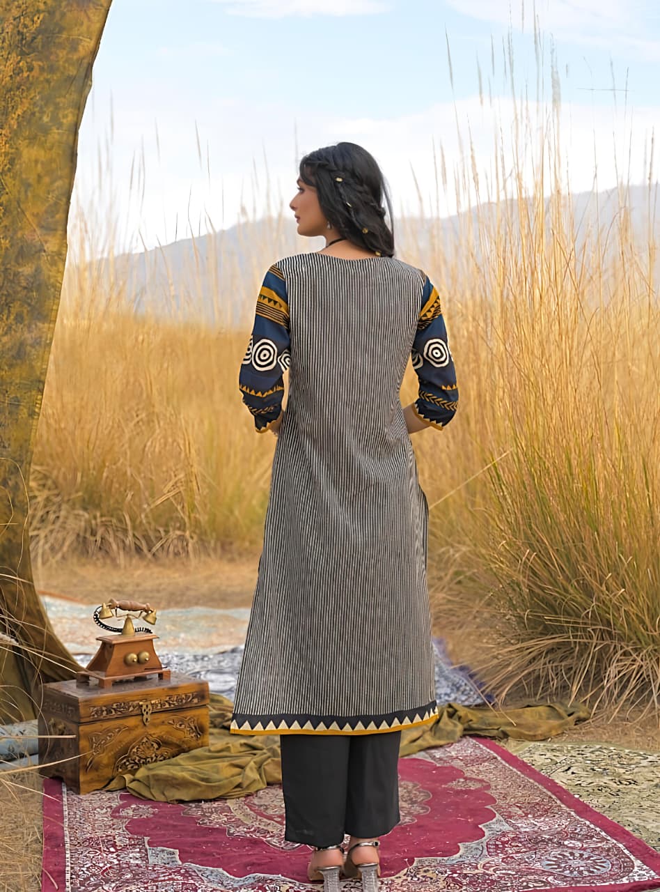 ★original piece   Designer Jaipuri panel Work Cotton Suit(RD42)