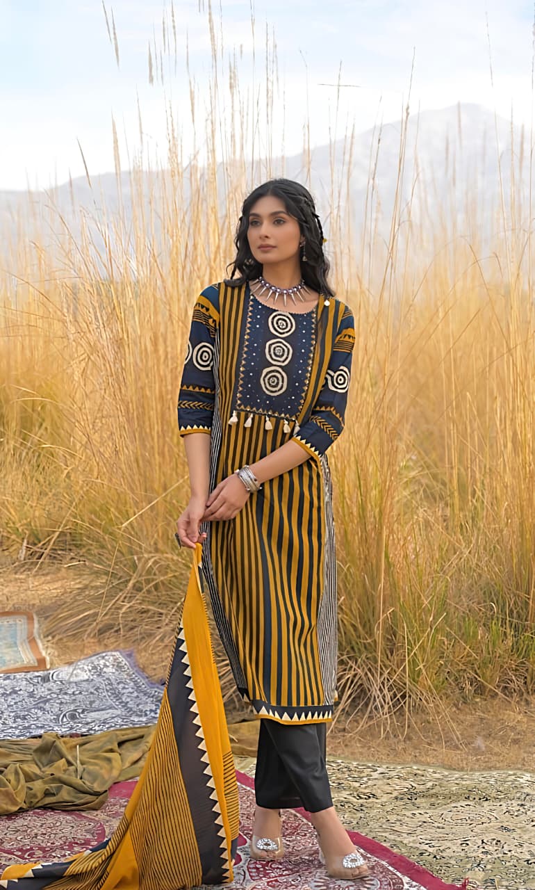 ★original piece   Designer Jaipuri panel Work Cotton Suit(RD42)