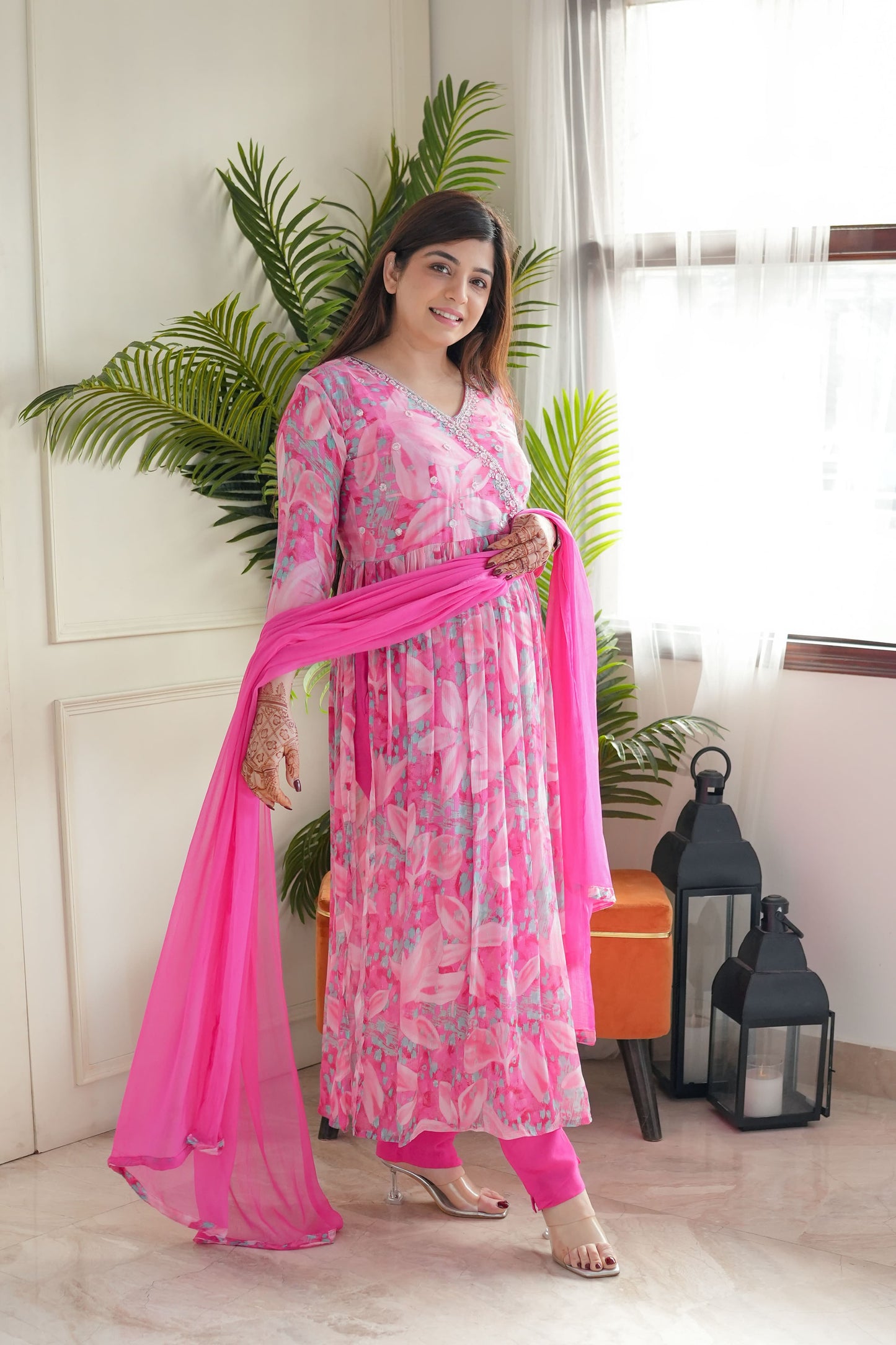 😍😍.*Pink Floral Angrakha Alia Cut Suit Set With Lining Is An Inner Layer Of Fabric*😍😍