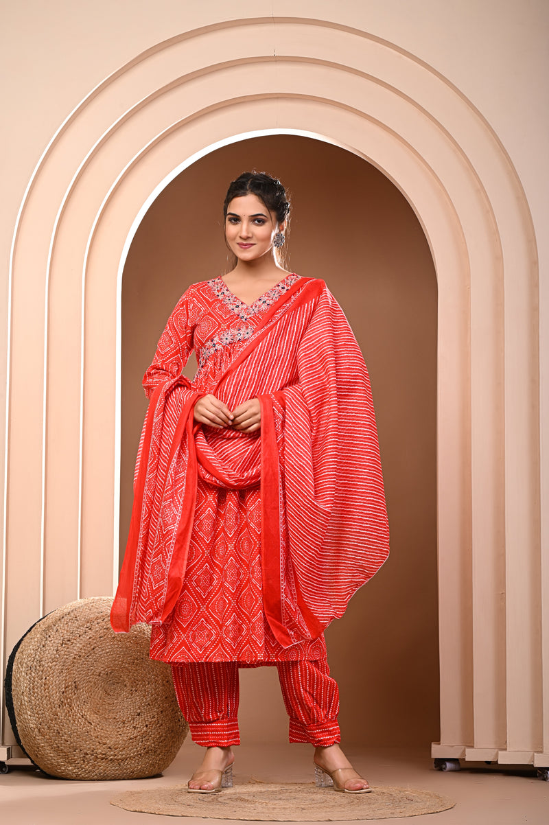 *Featuring our beautiful new Red Nayra Suit Set in soft fabric which is embellished with delicate work and prints,