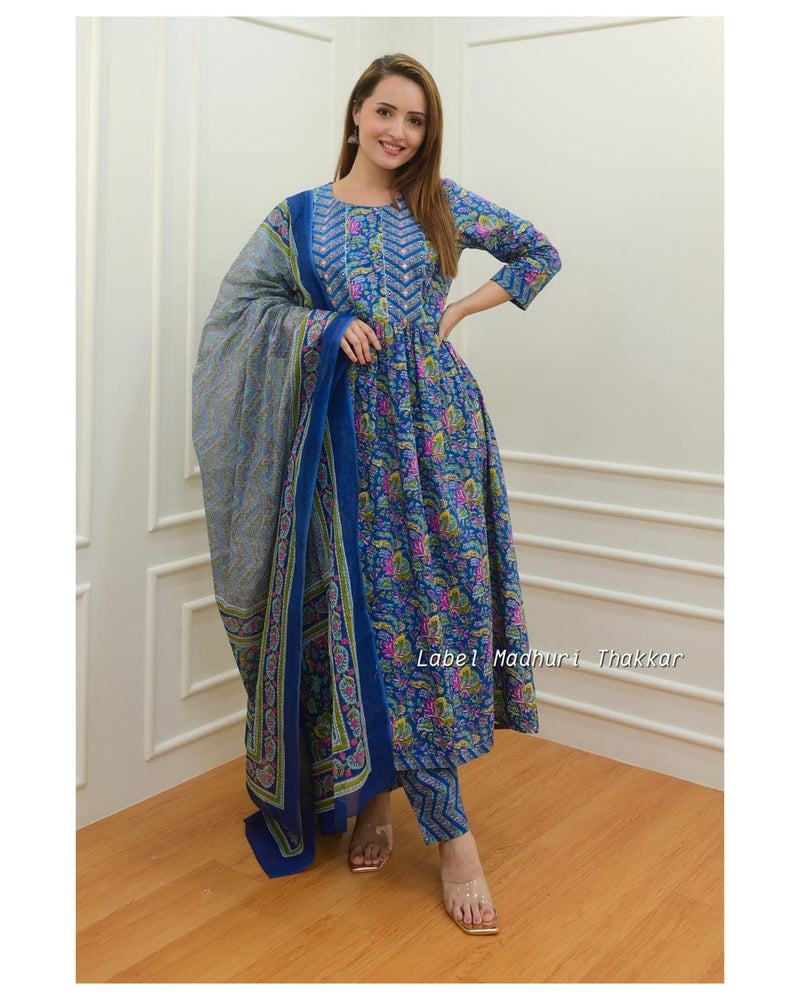 New anarkali kurta &pent with dupatta set with new style in saganeri block print